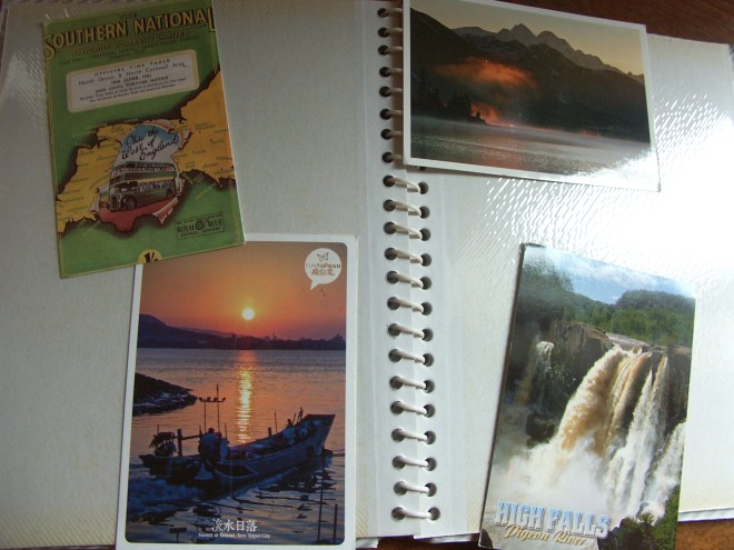 à gauche Indonésie et Taiwan, à droite Russie et USA